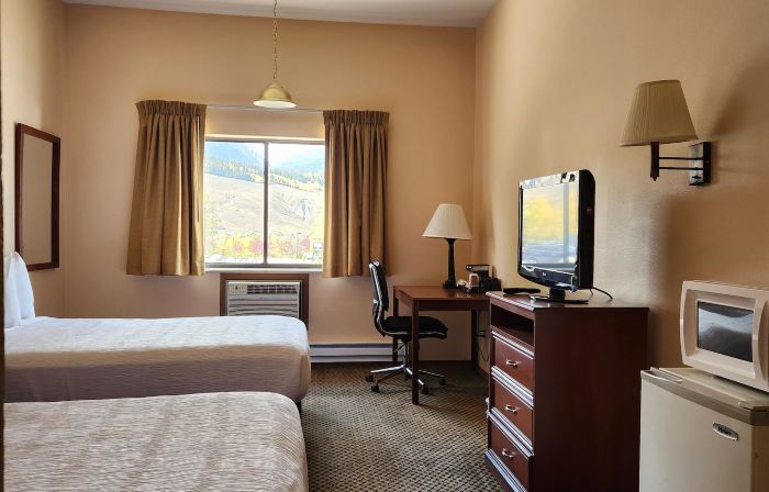 Luxury Inn & Suites