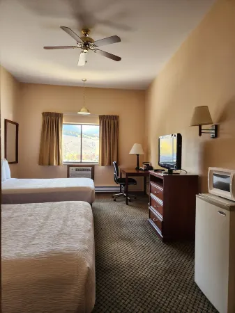 Luxury Inn & Suites