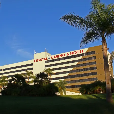 LA Crystal Hotel