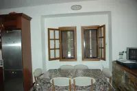 Split-Level House in East Pelion Hotels in Mouresi