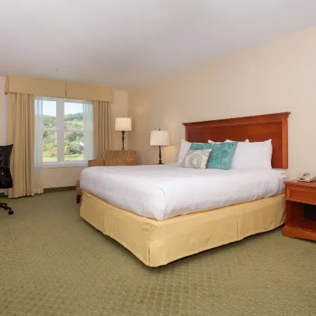 White River Inn & Suites