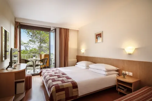 San Marino Resort Hotels in Banjol