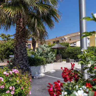 Brit Hotel Confort Hélios Agde Hotels near Centre Naturiste René Oltra