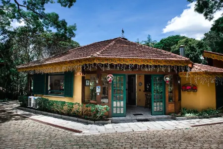 Urikana Boutique Hotel Отели рядом с достопримечательностью «Praca Olimpica»