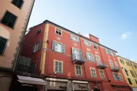 6th Land - Rent Rooms Affittacamere Hotels near City museum A. Lia