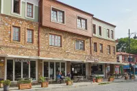 梅達尼精品飯店 Ada Rüzgarı Doğal Ve Yöresel Ürünler附近的飯店