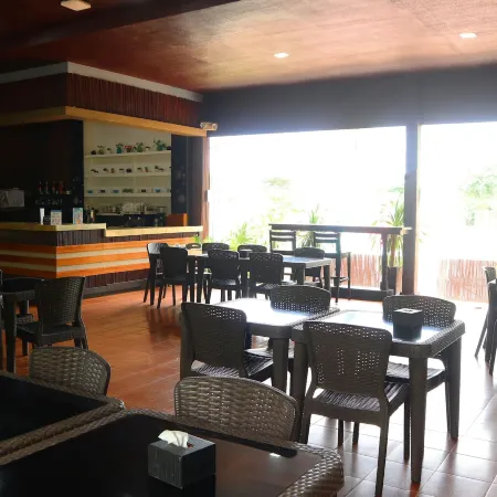 Dolores Tropicana Resort