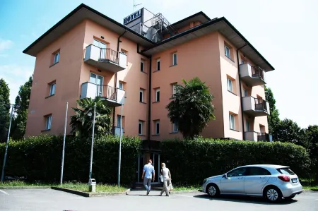 Hotel Visconti Отели в г. Spino d'Adda