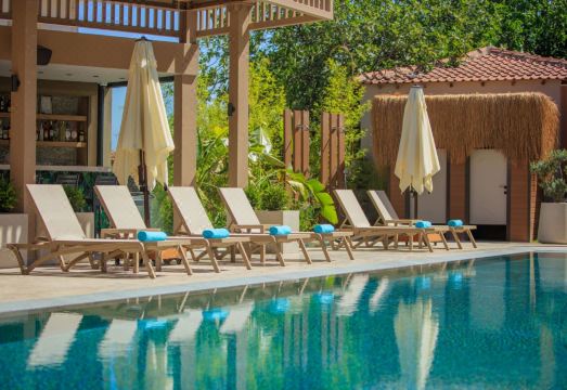 카사 루마 럭셔리 로징 - 성인 전용 수영장