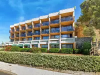 Residence Pierre & Vacances les Balcons de Collioure Hotels in Collioure