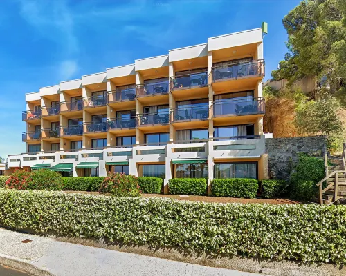 Residence Pierre & Vacances les Balcons de Collioure Hotels in Collioure