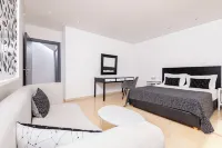 Opéra House Hotels in 