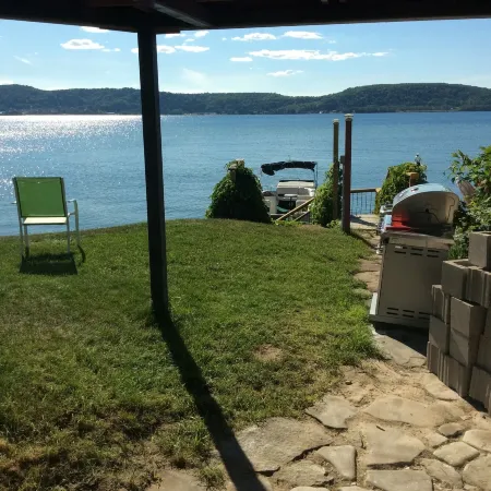 Pictured Rocks Bed and Breakfast