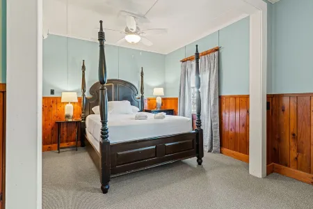 Nags Head Beach Inn by Kees Vacations