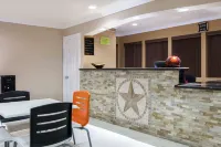 Super 8 by Wyndham Sherman Hotels in Sherman