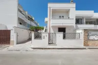 Dodger House by BarbarHouse