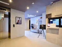 Hotel Maison Hotels near كنيسة ميلاك الكاثوليكية