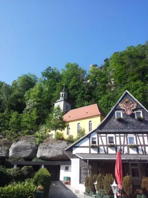 Hotel Schwarzer Bär Hotels in Grossschonau