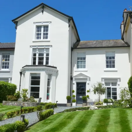 Tavistock House Hotel
