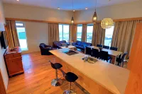 Hrimland Cottages