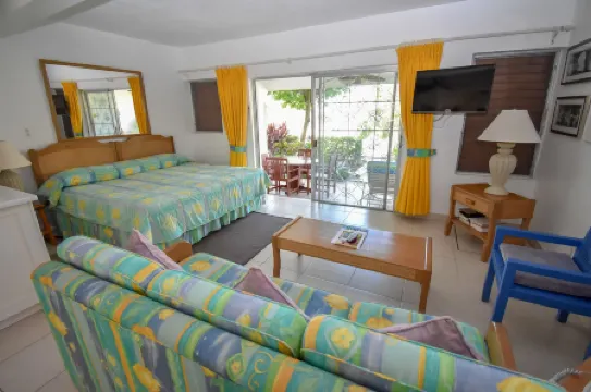 安提瓜村海灘度假村