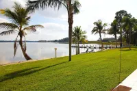 Lake Grassy Inn & Suites Hotels in Lake Placid