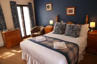The Greyhound Inn and Hotel Hoteles en Usk