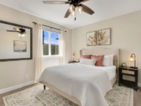 Downtown Windsor Home With Hot Tub & Pool Table Hotels in Windsor