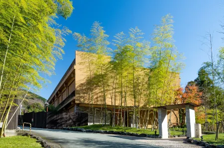 Kinnotake Tonosawa Отели рядом с достопримечательностью «Tamadare Falls / Hien Falls»