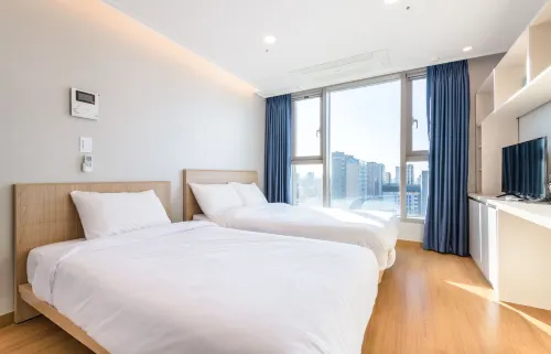 Hi Residences - 2-Star