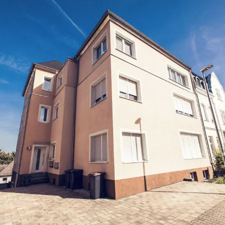 Design apartment centrally located in Andernach with top view, WiFi, kitchen, parking space
