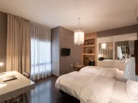 Azur Hotel & Spa Hotels near Plaza San Martin