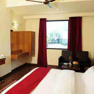 The Grand Sharan Rooms