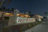 Hotel & Suites El Moro Hotels in La Paz