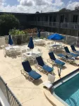 Days Inn by Wyndham Stuart, FL - familiares