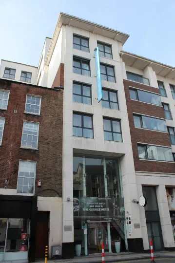 조지 라임릭 호텔