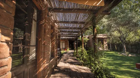 Posada Boutique El Encuentro Chacras de Coria Отели в г. Лухан де Куйо