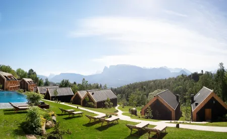 Adler Lodge Ritten Отели в г. Am Kaseracker