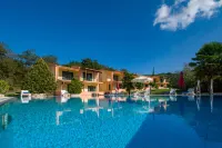 Rivendell Apartments Hotels in Feakes