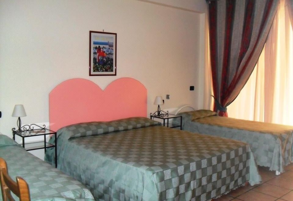 La Grotta - Housity