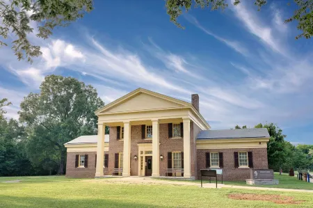 Days Inn by Wyndham Savannah Отели в г. Хардин