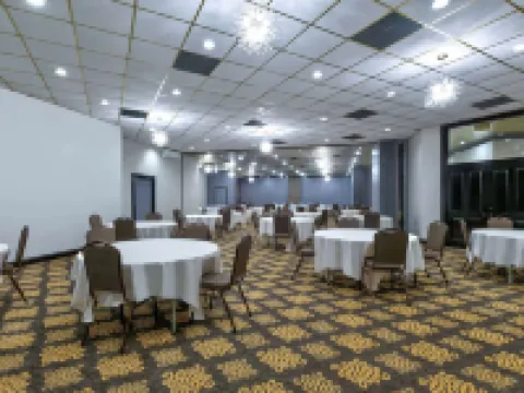 Ramada by Wyndham Diamondhead I-10/Gulfport Hotels in Diamondhead