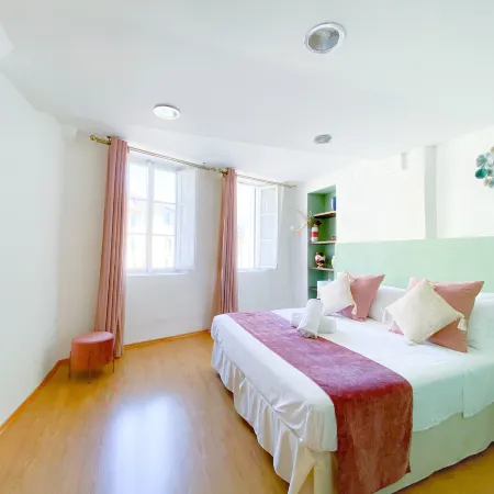 Ororosa Lucca City Center Apartment