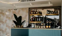 Poetica Boutique Sky Hotel - bar