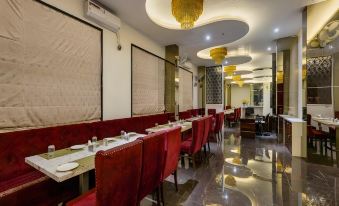Hotel Chandradeep Regency