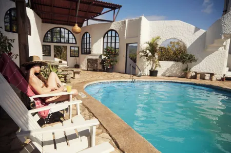 Beachside Stay at Villa ViYarte