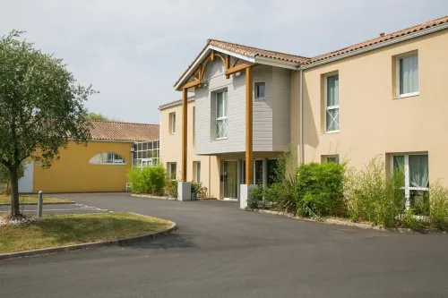 Hôtel de la Louée Hotels in Vertou