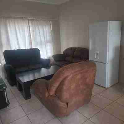 Tsumeb Park Self Catering Suites Rooms