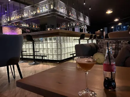 Walk to Ski Lift-1Br-Studio-Balcony-Parking