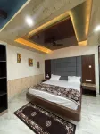 Anand residency Hotels in Barog